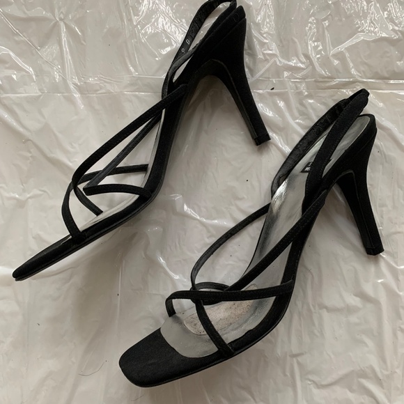 Stuart Weitzman 4inch strappy stilettos - Picture 2 of 7